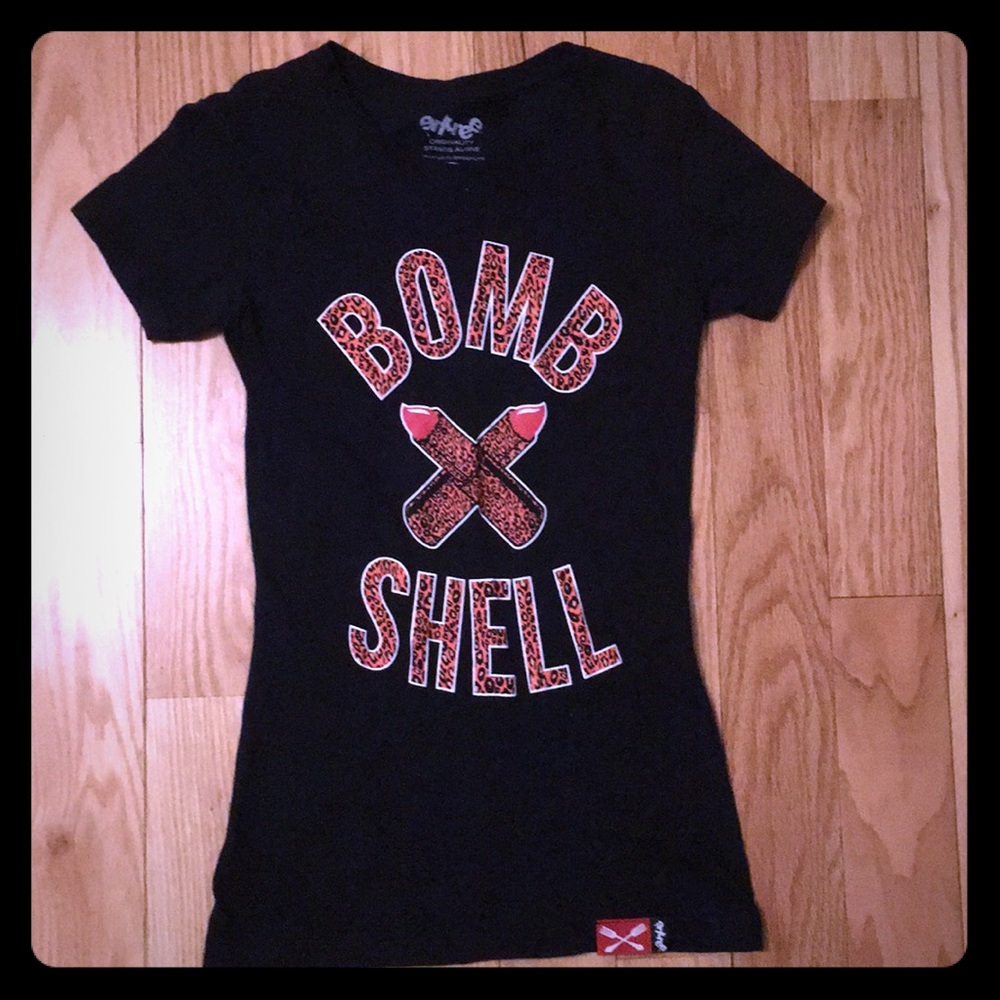 Entree Bomb Shell T-shirt